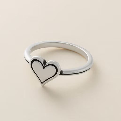 Delicate Heart Ring